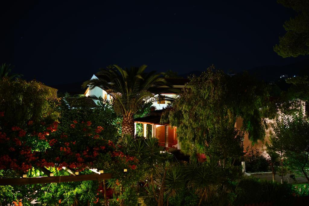 Babis Apartments & Studios Iremia Acharavi  Esterno foto