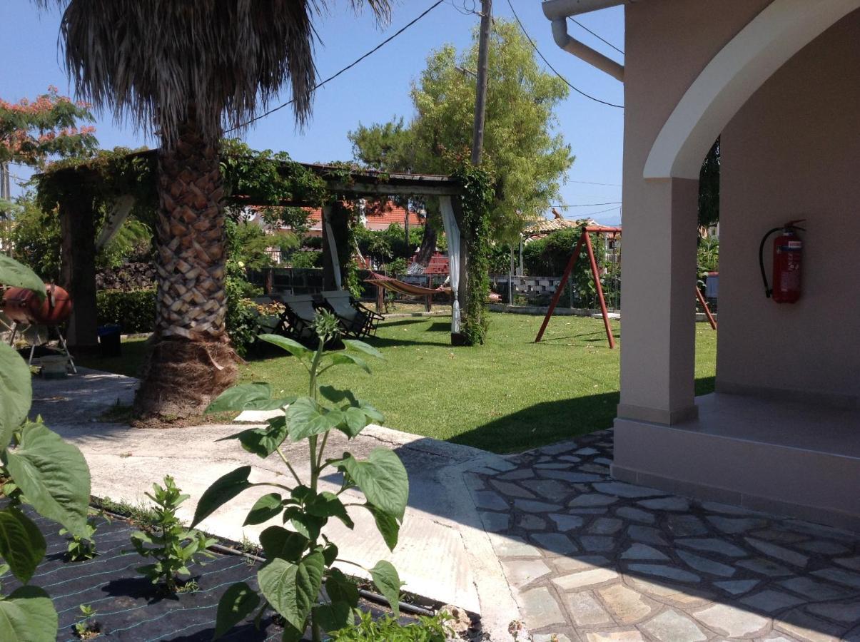 Babis Apartments & Studios Iremia Acharavi  Esterno foto
