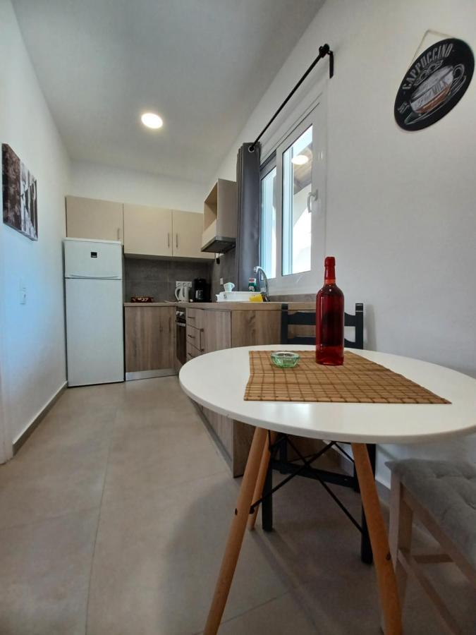 Babis Apartments & Studios Iremia Acharavi  Esterno foto